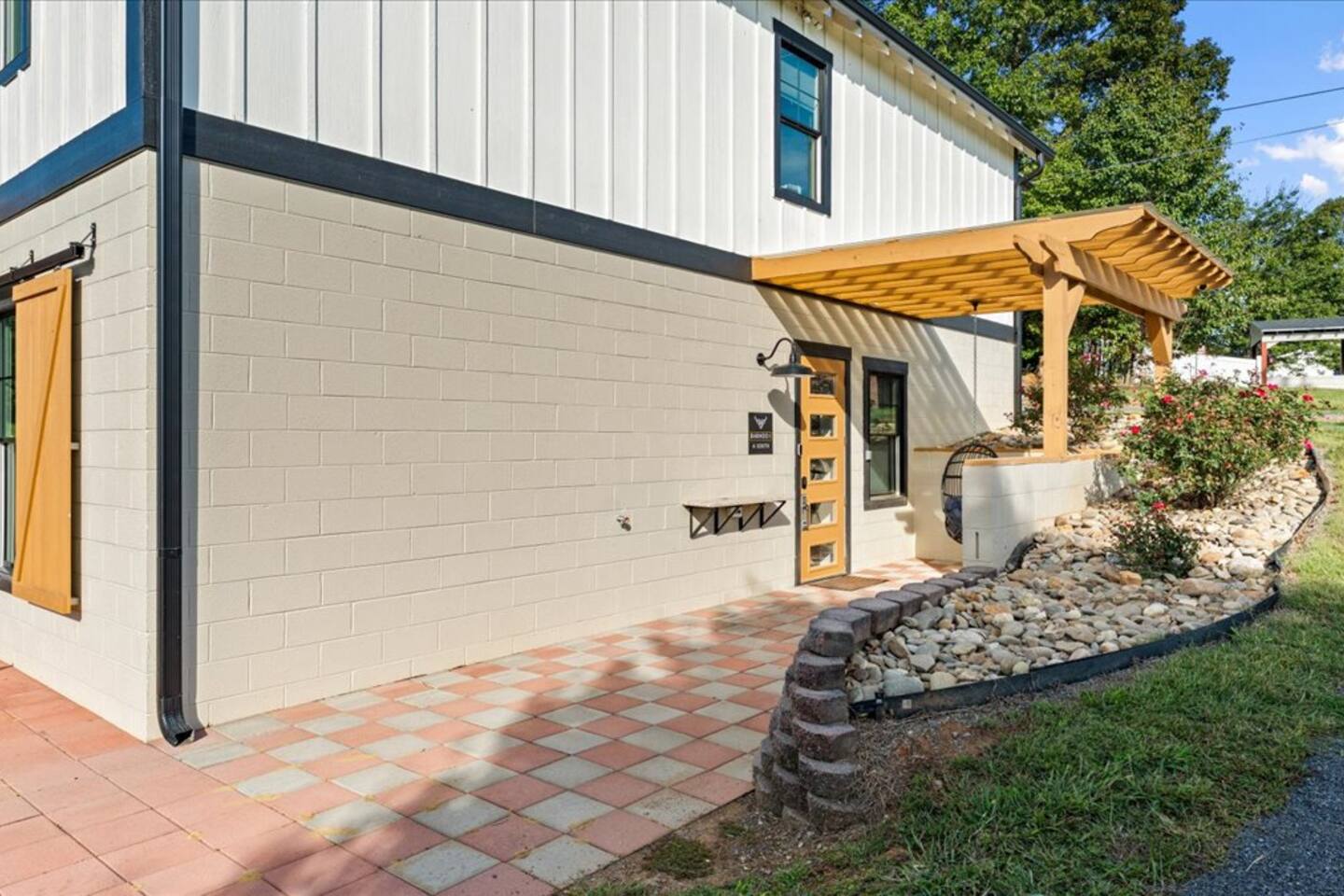Barndo 1A · South one-bedroom at Cedar Pond Farms in Jefferson City — a one-bedroom barndominium suite on a working farm with Scottish Highland cattle.