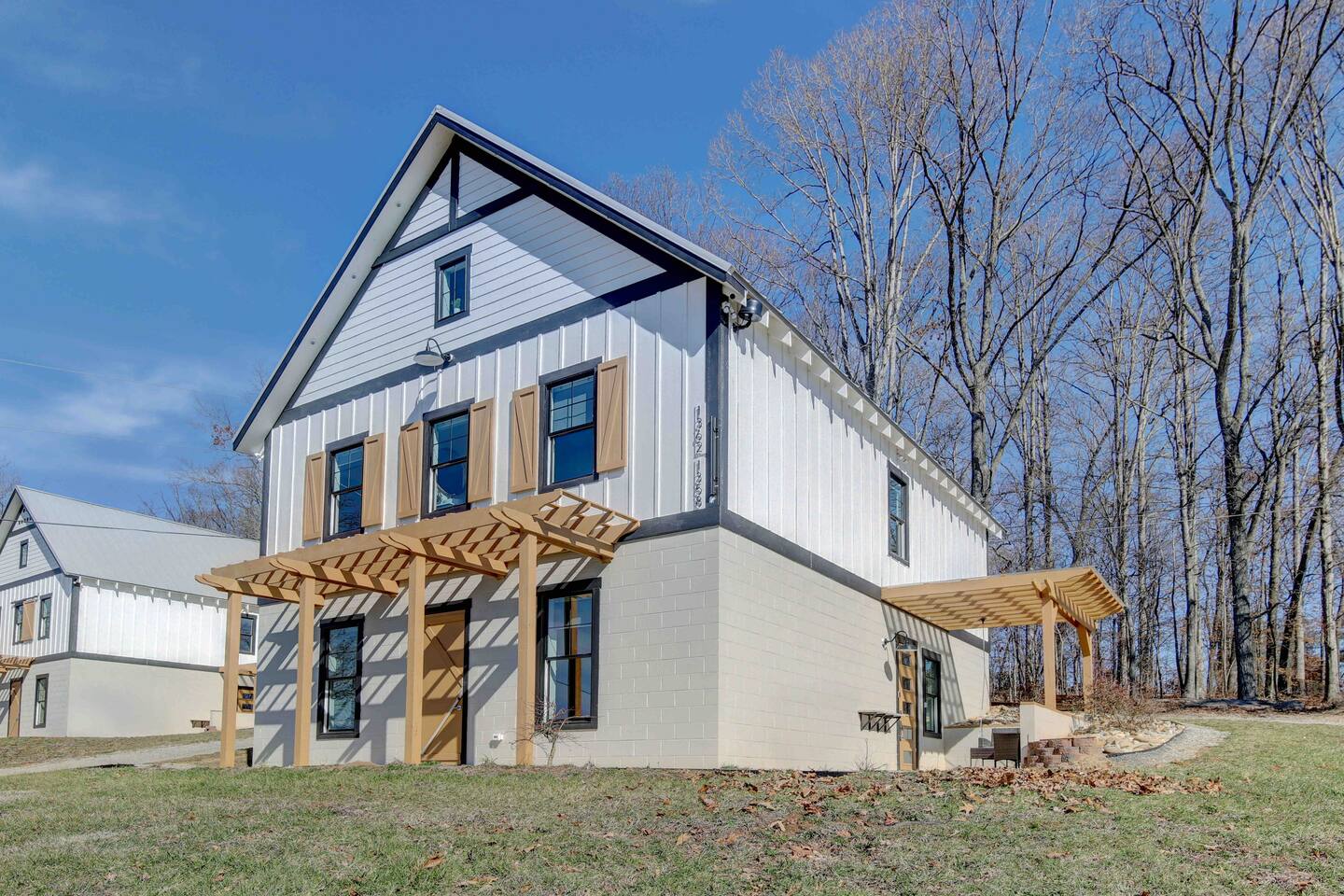 Barndo 2A · South one-bedroom at Cedar Pond Farms — one-bedroom barndominium suite lodging on the farm, with the Highland herd a short walk away.