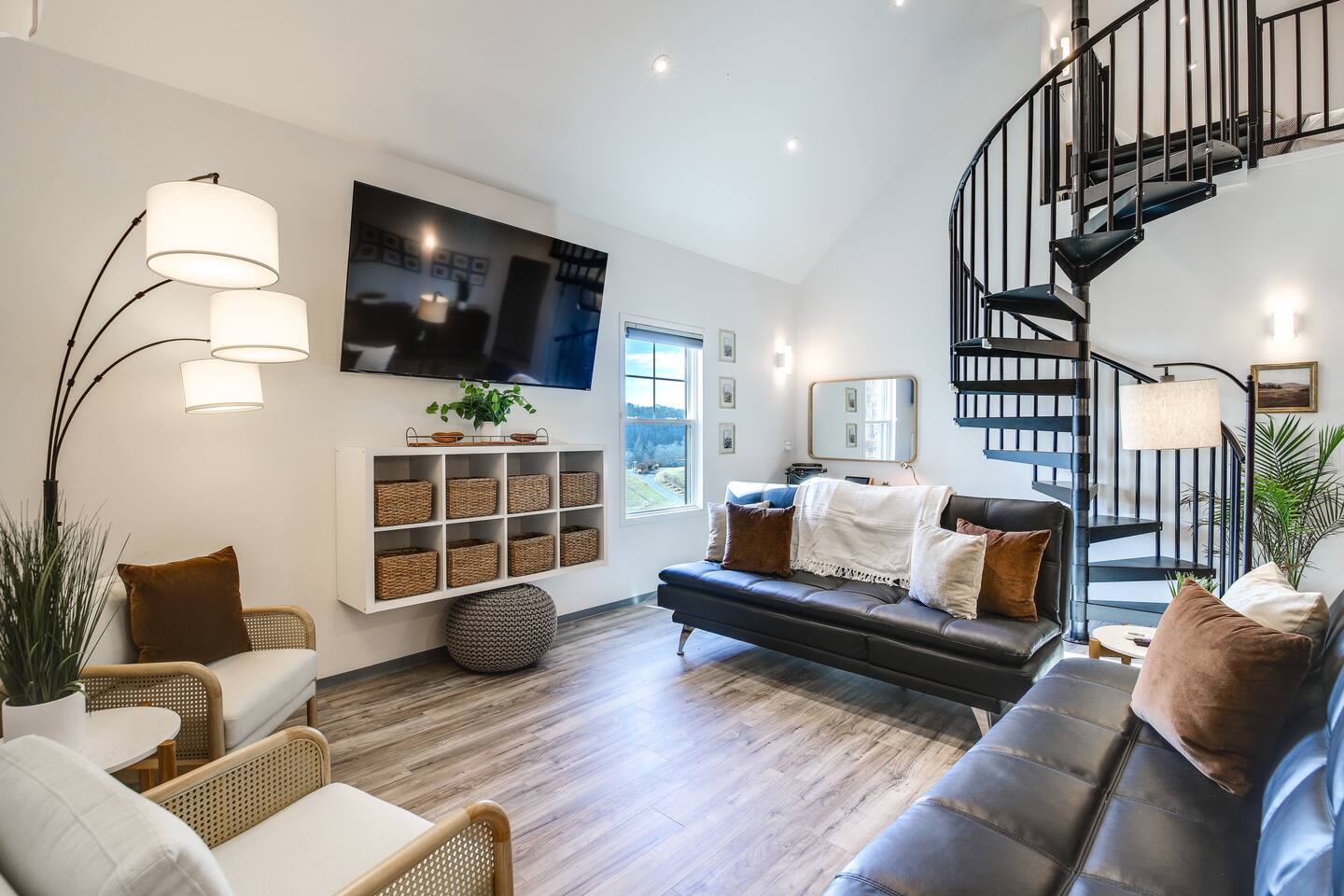 Barndo 2B · Three-bedroom house at Cedar Pond Farms — three-bedroom barndominium lodging on the farm, with the Highland herd a short walk away.